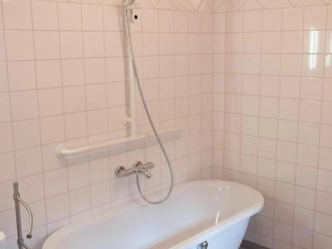 Direkt Am Kleinsten Haus In Apartment *