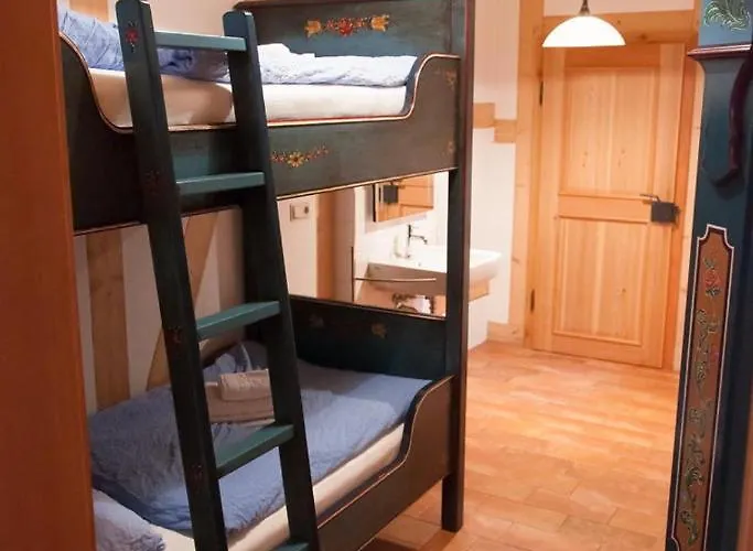 Direkt Am Kleinsten Haus In *